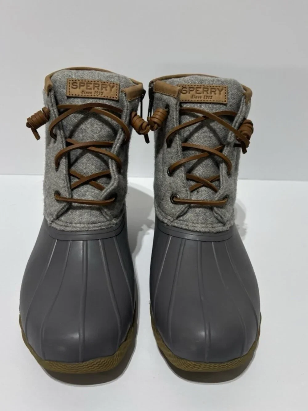 Sperry Women’s Saltwater Wool Rubber Grey Winter Boots, Size 8 M